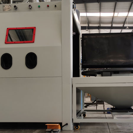 贵港无尘喷砂机半自动模具喷砂机